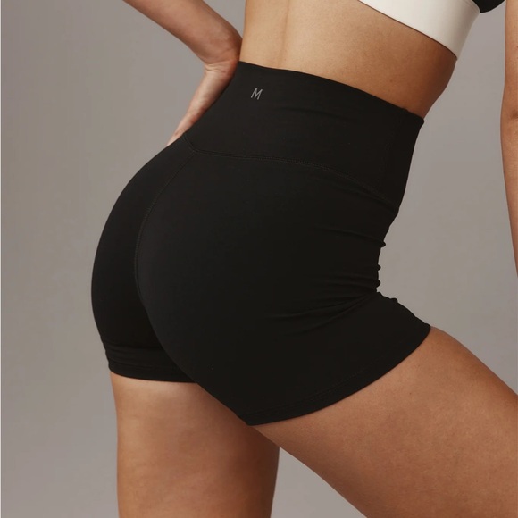 NOT FOR SALE - Monday swimwear / Monday body Elysian Short 4.5" - Picture 3 of 8